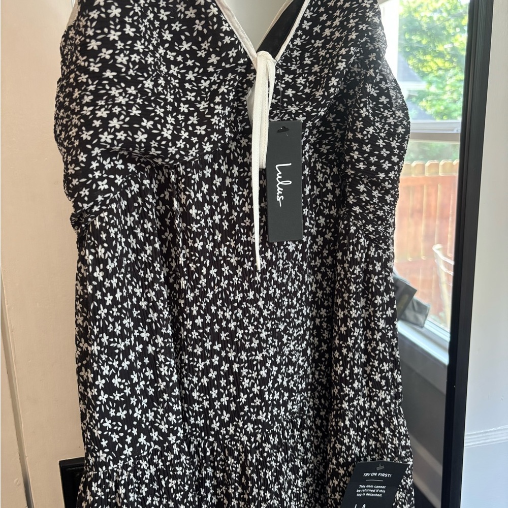 Lulu's Black and White Floral Dress